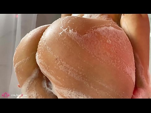 ❤️ Brünette masturbiert Muschi mit Vibrator zu intensivem Orgasmus in der Dusche ❤️❌ Anal video bei uns de.special-grasser.ru ❤