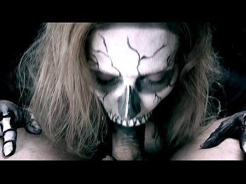 ❤️ Dämonenmädchen lutscht Schwanz mit ihrem schwarzen Mund und schluckt Sperma. ❤️❌ Anal video bei uns de.special-grasser.ru ❤